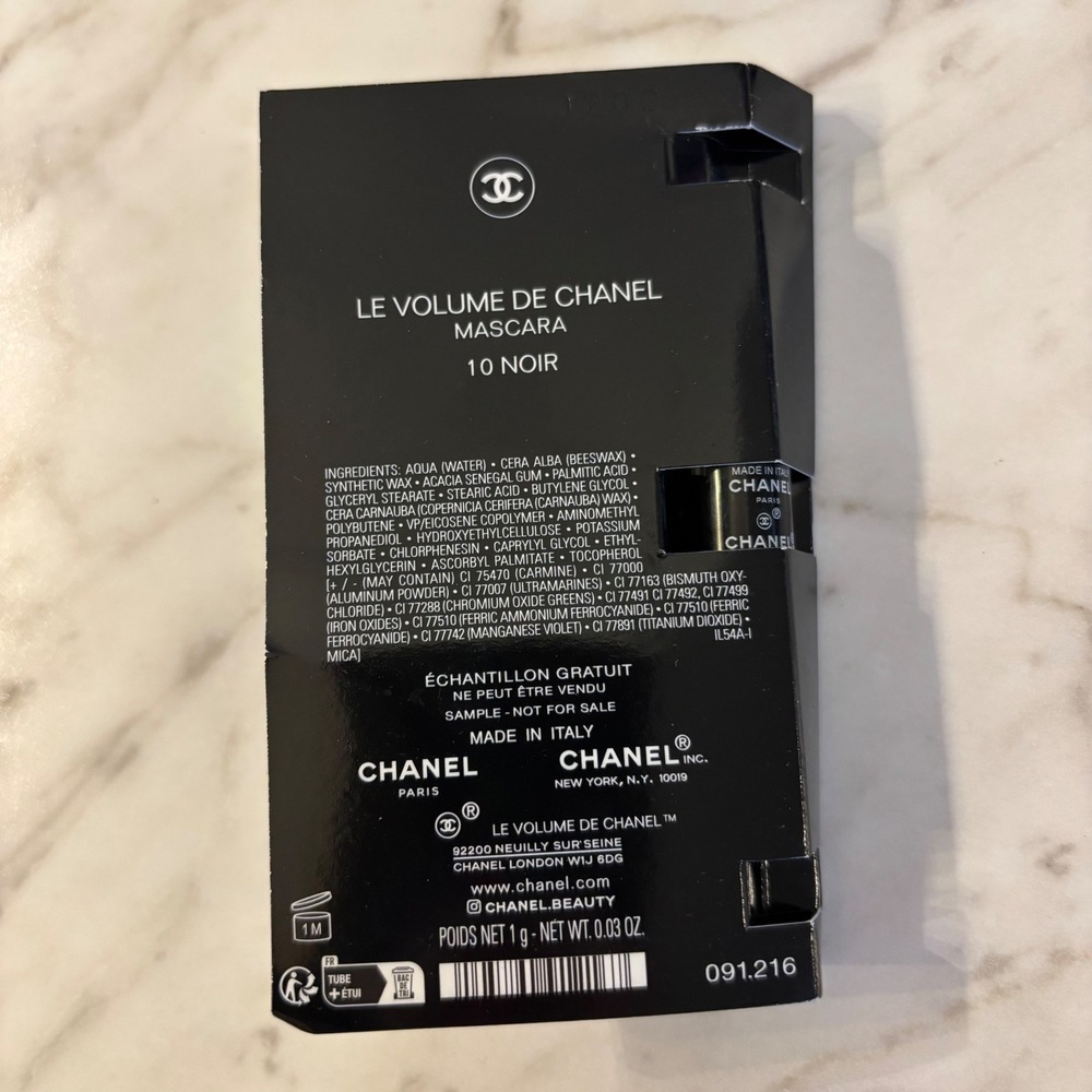 Chanel Le Volume de Chanel Mascara 10 Noir Travel Size Sample 1g 0.03oz New - Picture 3 of 3